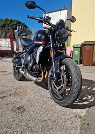 Triumph trident 660