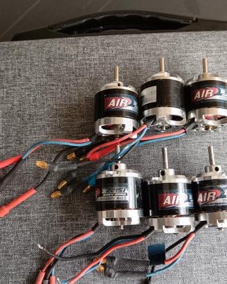 motori brushles turnigy