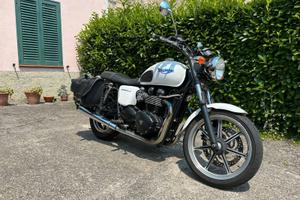 Triumph Bonneville SE