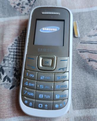 Cellulari Vintage GSM/3G (non funzionanti) 