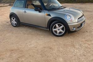 Mini Cooper 1.6 120 cv