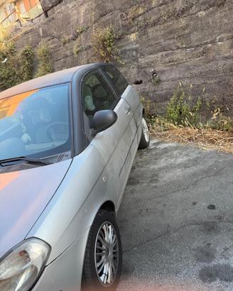 Lancia ipsilon 2003