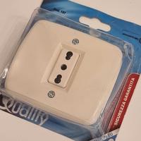 Presa elettrica bivalente Polypool 16A 2P+T 250V