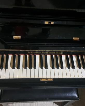 PIANOFORTE BECHSTEIN D'EPOCA (1900) – €800