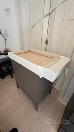 Cassettiera fasciatoio baby stokke