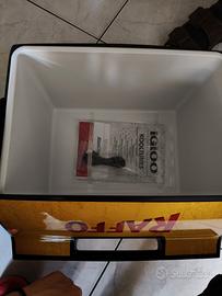 Frigo portatile con casse bluetooth mai usato