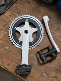 Guarnitura monocorona + pedali bici