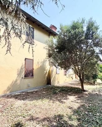 CASA INDIPENDENTE A CASARILE