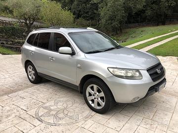 Suv Santa Fe 4wd, 7 posti, motore con 60000 km