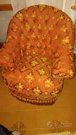 Coppia poltrone vintage tappezzate classico