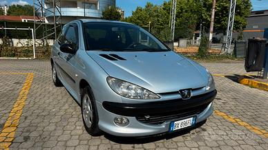 Peuogeot 206 - 1.4 - XS