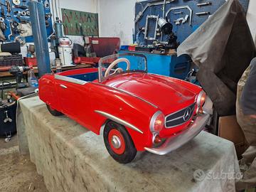 varie macchinine auto a pedali