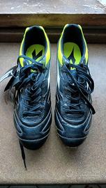 Scarpe con tacchetti Diadora 