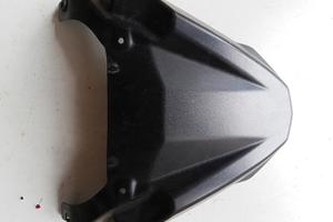 Becco universale per moto