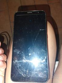 TCL CELLULARE , manca di caricatore 