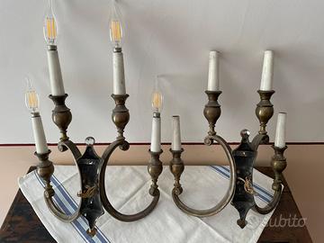 Applique da parete in ottone anticato vintage.