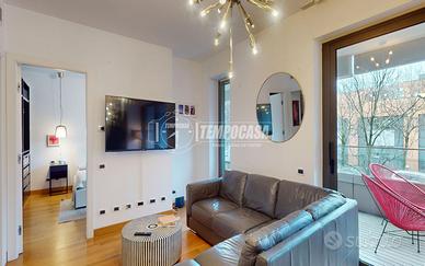 ELEGANTE BILOCALE CON TERRAZZO E BOX PARCO VITTOR