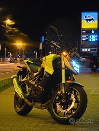 .Honda Hornet 750 - 2023