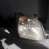 FARO ANTERIORE DESTRO FORD Fusion 1Â° Serie (02>05