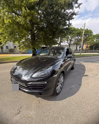 Porsche Cayenne unico proprietario gancio traino
