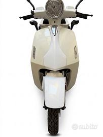 Scooter/ triciclo elettrico Z-Tech