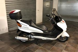 Scooter  Yamaha   250 majesty