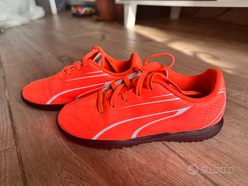 Scarpe calcetto Puma num. 32