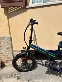 bici elettrica bomber one con batteria estraibile