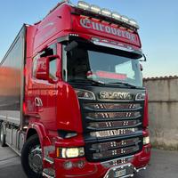 Scania R 560