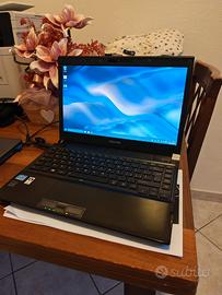 Notebook Toshiba Portege R930 13.3" con SSD Nuovo