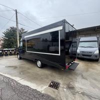 Autonegozio Pizzeria Ambulante Street Food Truck