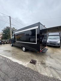 Autonegozio Pizzeria Ambulante Street Food Truck