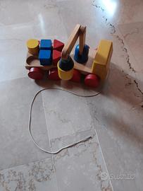 gioco camion gru di legno 