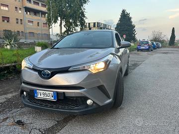 Toyota c-hr (2016-2023) - 2019