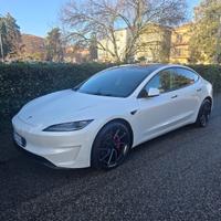 Testa model 3 performance full 2024