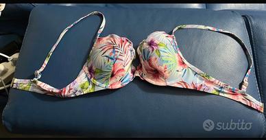 Bikini push up