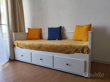 Divano letto IKEA HEMNES completo di materassini