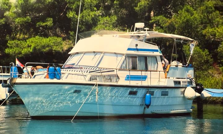 Barca a Motore CONDOR COMTESS 44