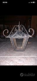 Antica lanterna ferro battuto vintage lampada