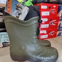 Stivale antipioggia invernale tg.43/45