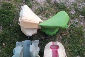 Lotto serbatoi tm/aprilia/kawasaki/husaberg