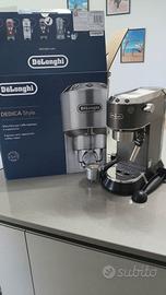 Macchina da caffè e cappuccino DeLonghi