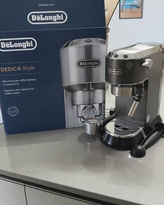 Macchina da caffè e cappuccino DeLonghi