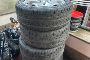 Gomme auto