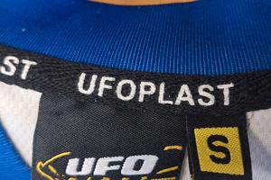 Pantaloni,maglia e pettorina bambino