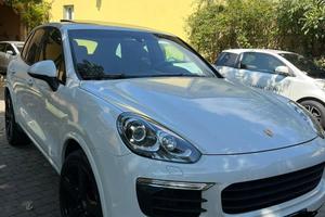 Porsche Cayenne Platinum Edition