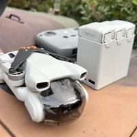 Drone DJI mini 3 combo + Fly care attiva