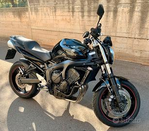 Yamaha FZ6 S2 Total Black - 98cv