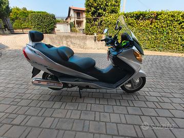 Burgman 400