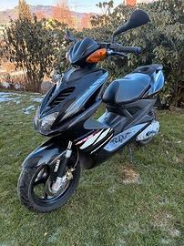 aerox  nitro